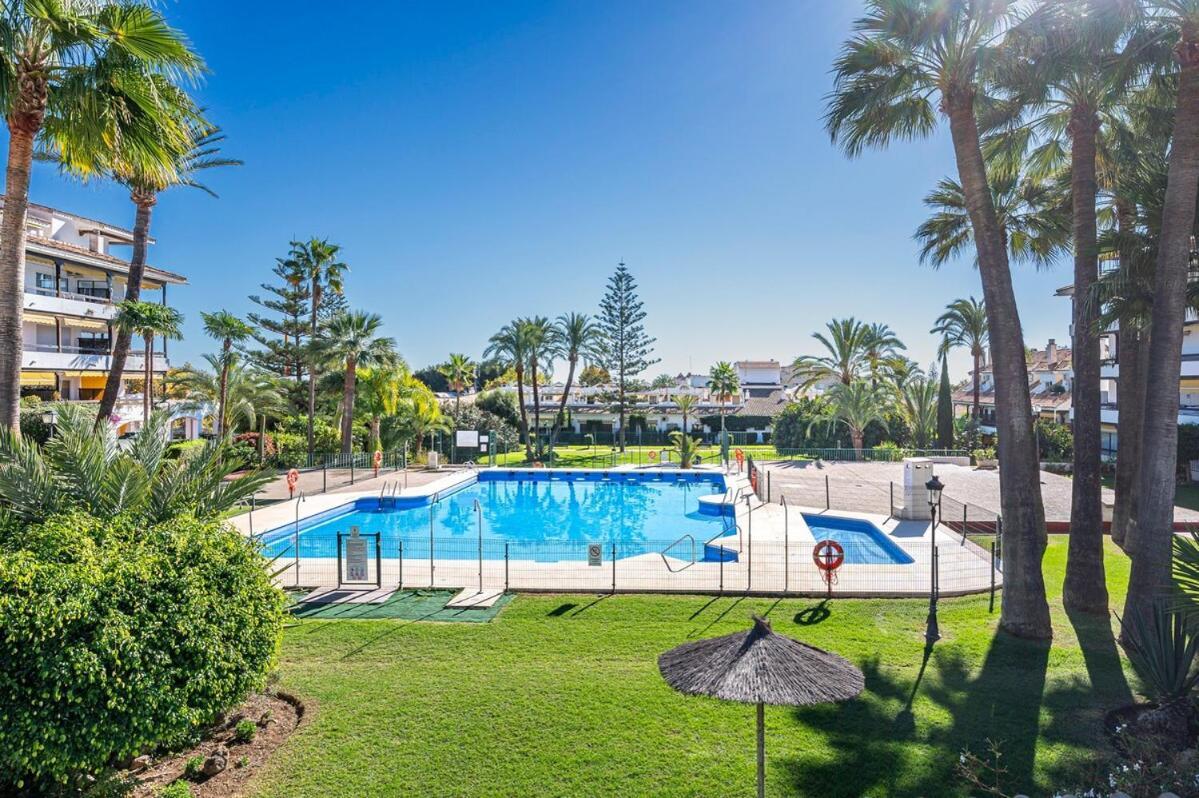 Golden Mile Getaway, Garden View, Pool & Comfort Marbella Zewnętrze zdjęcie