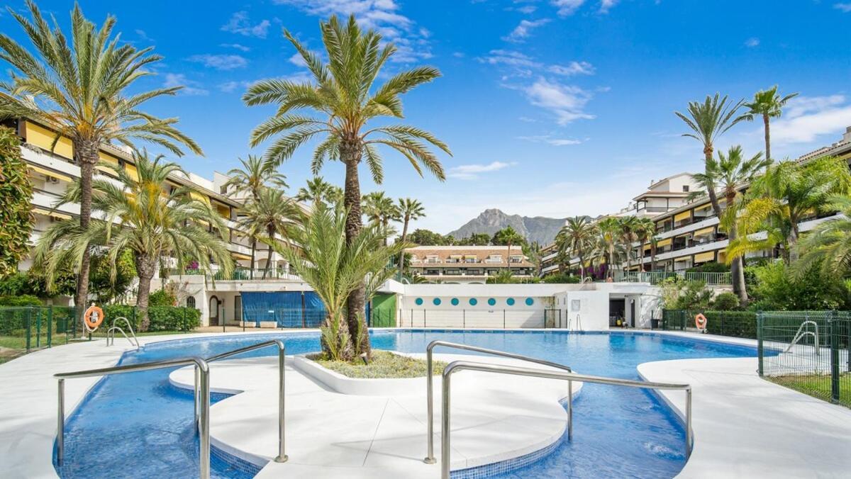 Golden Mile Getaway, Garden View, Pool & Comfort Marbella Zewnętrze zdjęcie