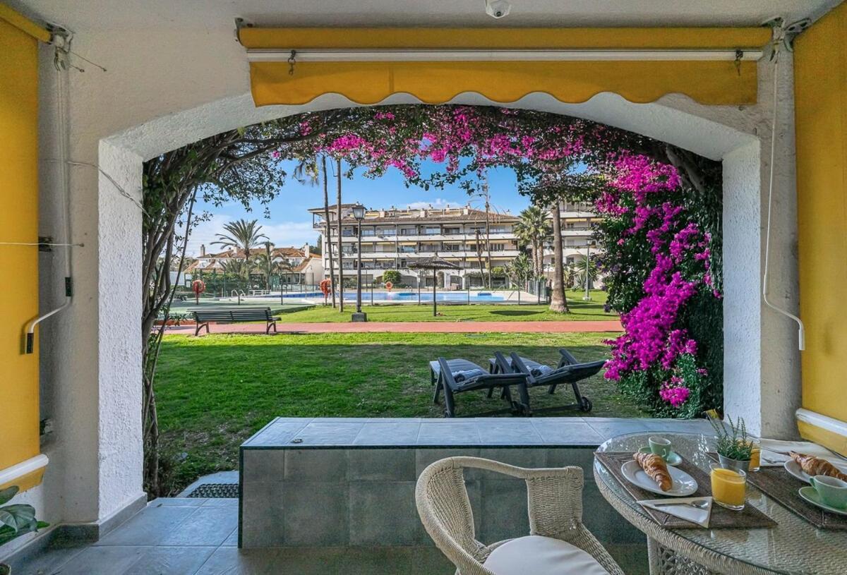 Golden Mile Getaway, Garden View, Pool & Comfort Marbella Zewnętrze zdjęcie