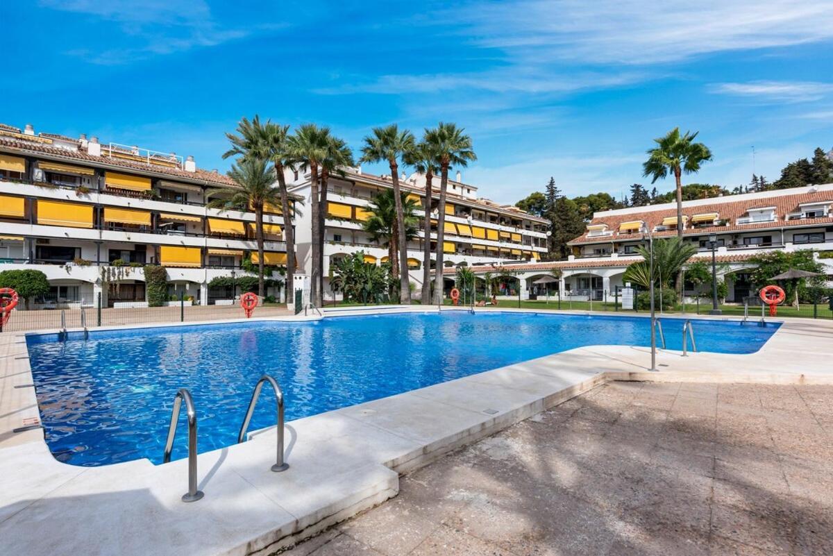 Golden Mile Getaway, Garden View, Pool & Comfort Marbella Zewnętrze zdjęcie